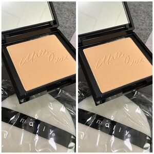 2 Mally Beauty start to finish contour powder new